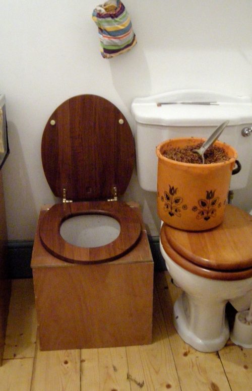 The simplest DIY compost toilet