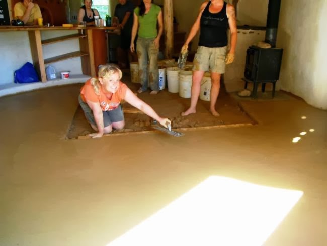 How to build an adobe earthen floor with Sigi Koko (Part 3)