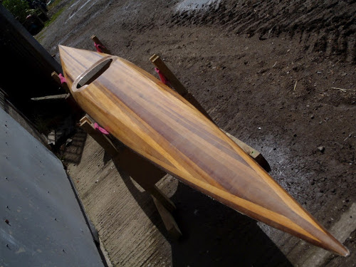 Building your own sea kayak: fibreglassing finished and ready for more sanding