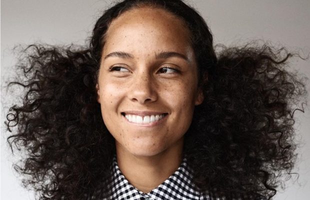 Why Alicia Keys giving up makeup is important