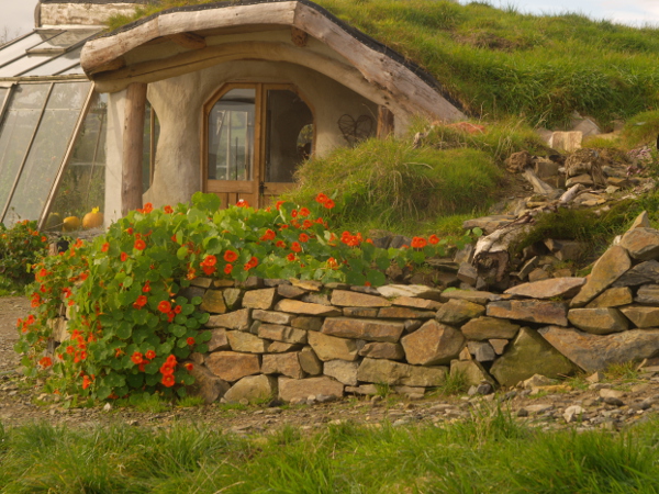 Earth-sheltered houses