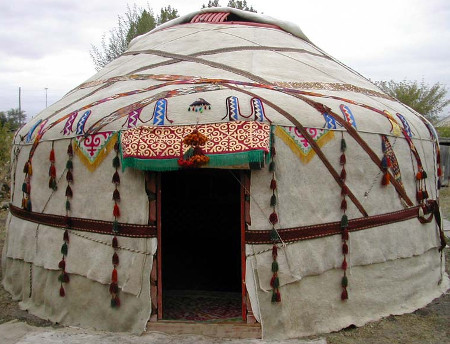 felt2-yurt