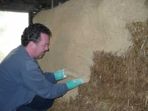 Lime rendering a straw-bale children’s play house