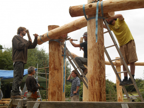 Request for help to build a reciprocal roundhouse for an environmental charity: great learning opportunity, and it’s free